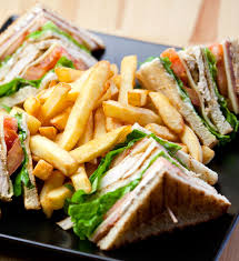 Κλαμπ Σάντουιτς με Φιλέτο Κοτόπουλο